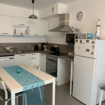 Holiday home Charmante Maisonnette Proche De La Avec Jardin, Parking, Et Toutes Commodites A Quend-plage - Fr-1-482-73 *