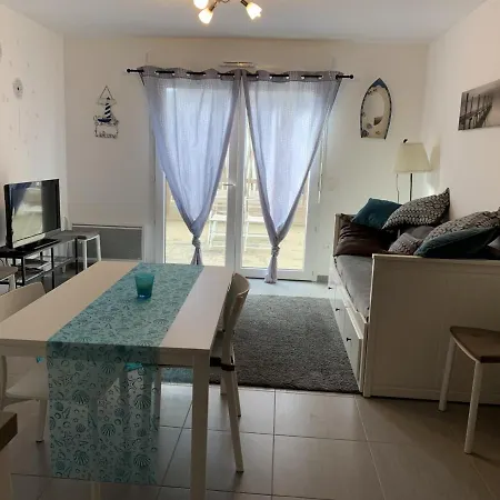 Charmante Maisonnette Proche De La Avec Jardin, Parking, Et Toutes Commodites A Quend-plage - Fr-1-482-73 * Quend