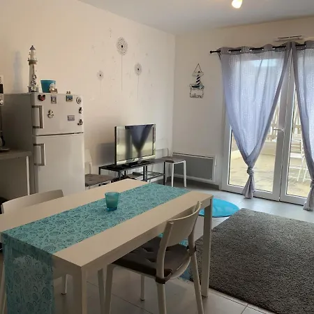 Hébergement de vacances Charmante Maisonnette Proche De La Avec Jardin, Parking, Et Toutes Commodites A Quend-plage - Fr-1-482-73