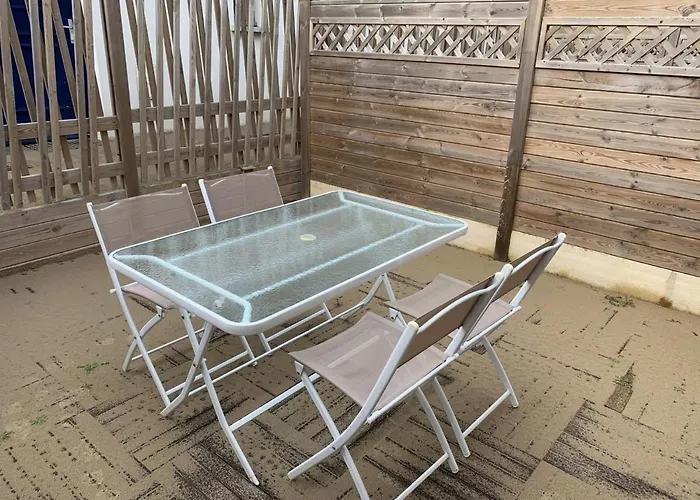 Charmante Maisonnette Proche De La Avec Jardin, Parking, Et Toutes Commodites A Quend-plage - Fr-1-482-73 Holiday home